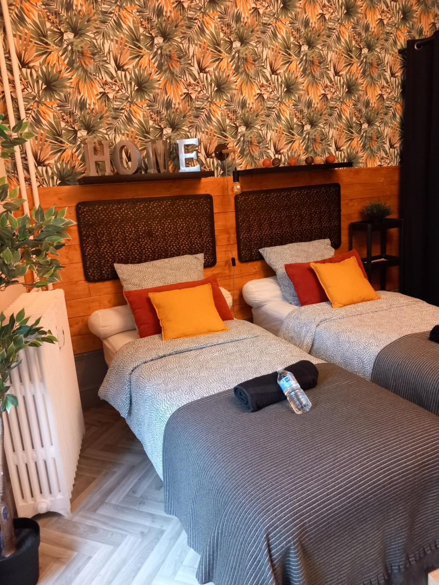 Les Loges du Theatre: Champagne-Central House with Games Epernay Exterior photo